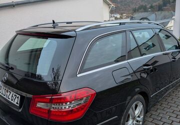 Mercedes-Benz E 320 285.000 km 11.400 &euro; Biedenkopf 35216