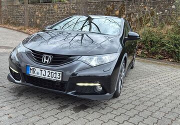Honda Civic 145.000 km 9.000 &euro; Marburg 35041