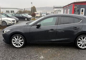 Mazda 3 77.000 km 15.900 &euro; Lollar 35457