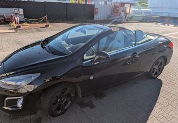 Peugeot 308 172.000 km 5.200 &euro; Marburg 35037