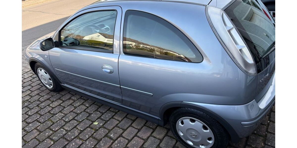 Opel Corsa 113.000 km 2.800 &euro; Buseck 35418
