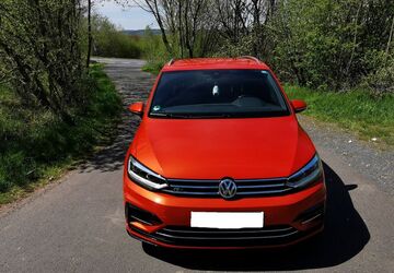 VW Touran 132.500 km 21.200 &euro; Marburg 35041