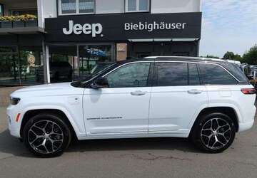 Jeep Grand Cherokee 9.900 km 59.990 &euro; Battenberg 35088