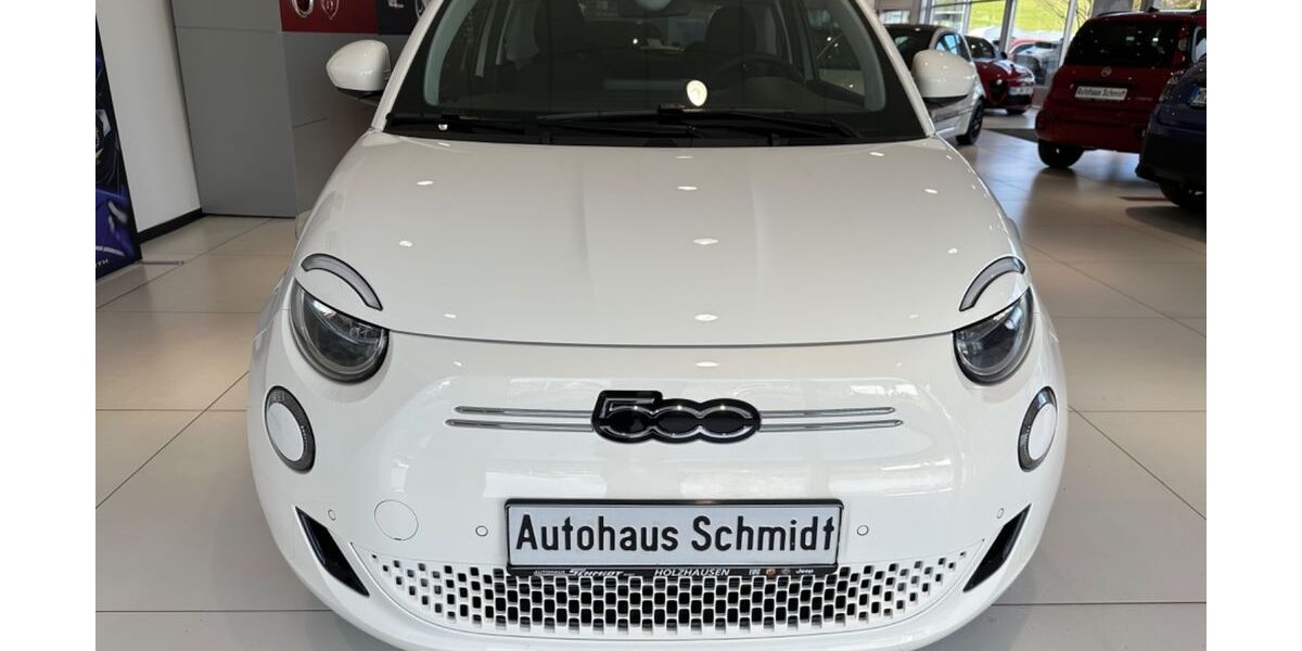 Fiat 500e 30.534 km 19.990 &euro; Dautphetal 35232