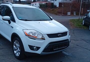Ford Kuga 103.000 km 8.600 &euro; Wetter 35083
