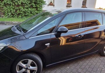 Opel Zafira 324.000 km 3.300 &euro; Rabenau 35466