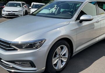 VW Passat Variant 98.069 km 23.988 &euro; Giessen 35394