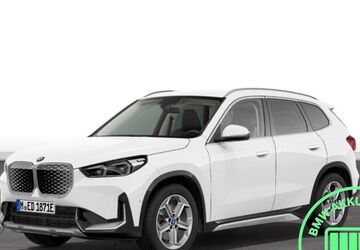 BMW iX1 8.732 km 46.890 &euro; Gießen 35398