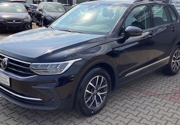 VW Tiguan 141.995 km 21.600 &euro; Kirchhain 35274