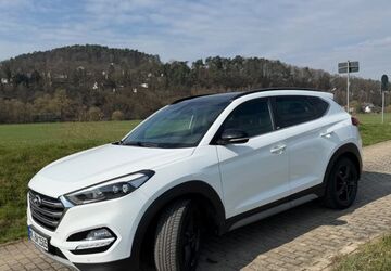 Hyundai TUCSON 112.000 km 17.495 &euro; Marburg 35041