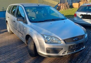 Ford Focus 233.000 km 1.000 &euro; Grünberg 35305