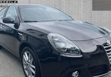Alfa Romeo Giulietta 198.000 km 5.390 &euro; Dautphetal-Friedensdorf 35232