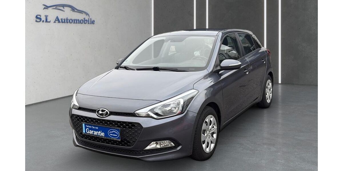 Hyundai i20 107.978 km 8.990 &euro; Lollar 35457