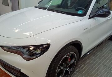 Alfa Romeo Stelvio 35.600 km 35.990 &euro; Marburg 35043