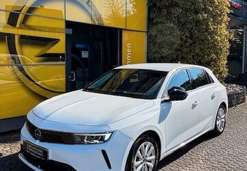 Opel Astra 10.772 km 18.290 &euro; Battenberg (Eder) 35088