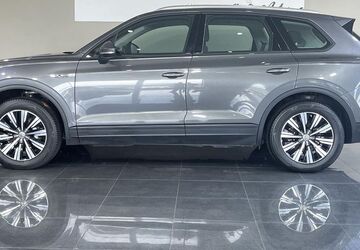 VW Touareg 159.000 km 30.986 &euro; Dautphetal 35232