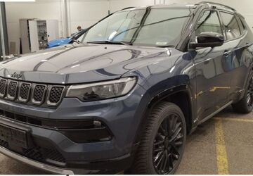 Jeep Compass 14.202 km 24.490 &euro; Marburg 35043