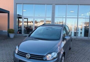 VW Golf 129.000 km 8.300 &euro; Frankenberg/Eder 35066