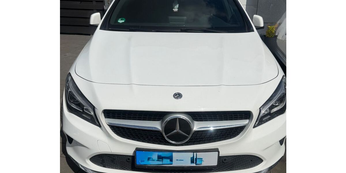 Mercedes-Benz CLA 200 Shooting Brake 219.396 km 16.000 &euro; Stadtallendorf 35260