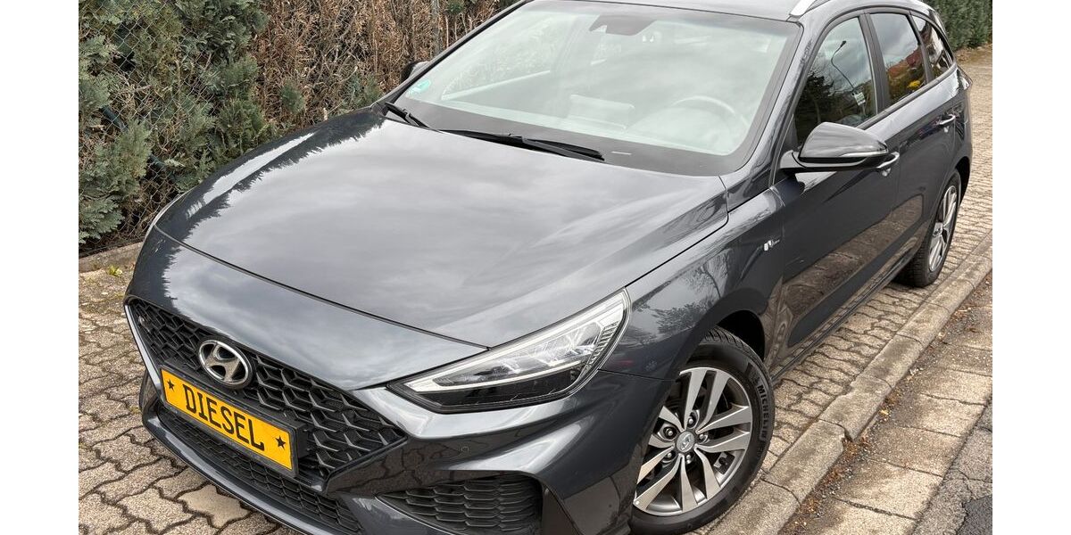 Hyundai i30 70.000 km 17.990 &euro; Buseck / Oppenrod 35418