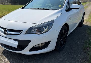 Opel Astra 194.000 km 4.000 &euro; Biedenkopf 35216