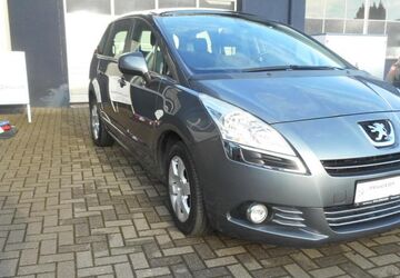Peugeot 5008 65.000 km 8.990 &euro; Rosenthal 35119