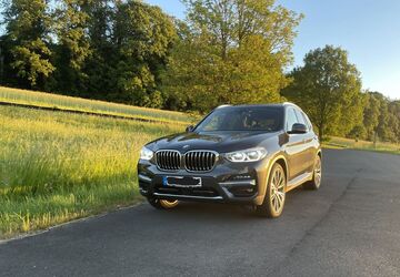 BMW X3 93.000 km 32.500 &euro; Marburg 35043