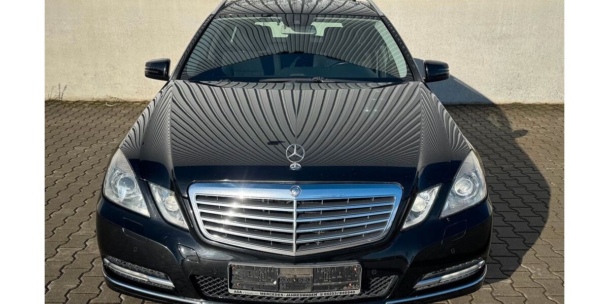 Mercedes-Benz E 220 295.327 km 7.850 &euro; Burgwald 35099