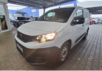 Peugeot Partner 35.898 km 17.590 &euro; Marburg 35043