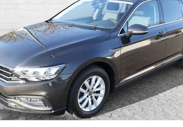 VW Passat Variant 38.315 km 29.490 &euro; Wohratal OT Wohra 35288