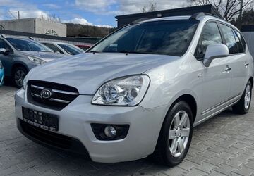 Kia Carens 108.705 km 4.900 &euro; Cölbe 35091