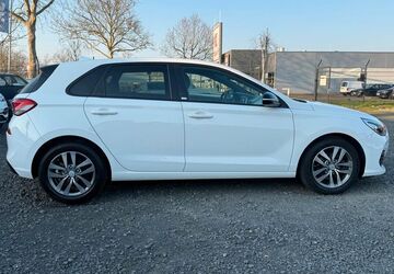 Hyundai i30 30.000 km 14.900 &euro; Lollar 35457