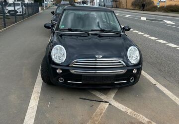 Mini Cooper 151.000 km 2.850 &euro; Giessen 35394