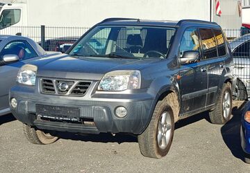 Nissan X-Trail 182.000 km 999 &euro; Kirchvers 35102