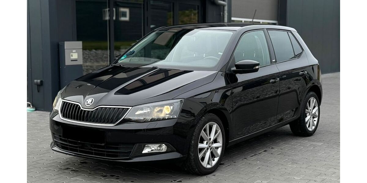 Skoda Fabia 72.491 km 10.400 &euro; Marburg 35039