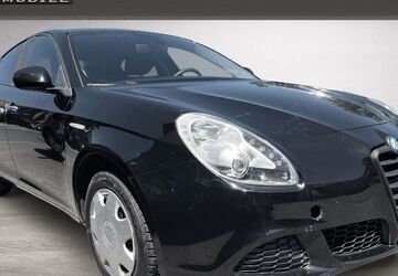 Alfa Romeo Giulietta 172.000 km 4.990 &euro; Dautphetal-Friedensdorf 35232