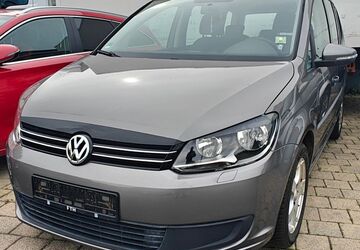 VW Touran 258.000 km 3.400 &euro; Kirchvers 35102