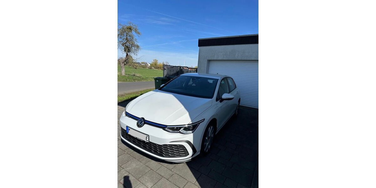 VW Golf 49.772 km 21.900 &euro; Stadtallendorf 35260