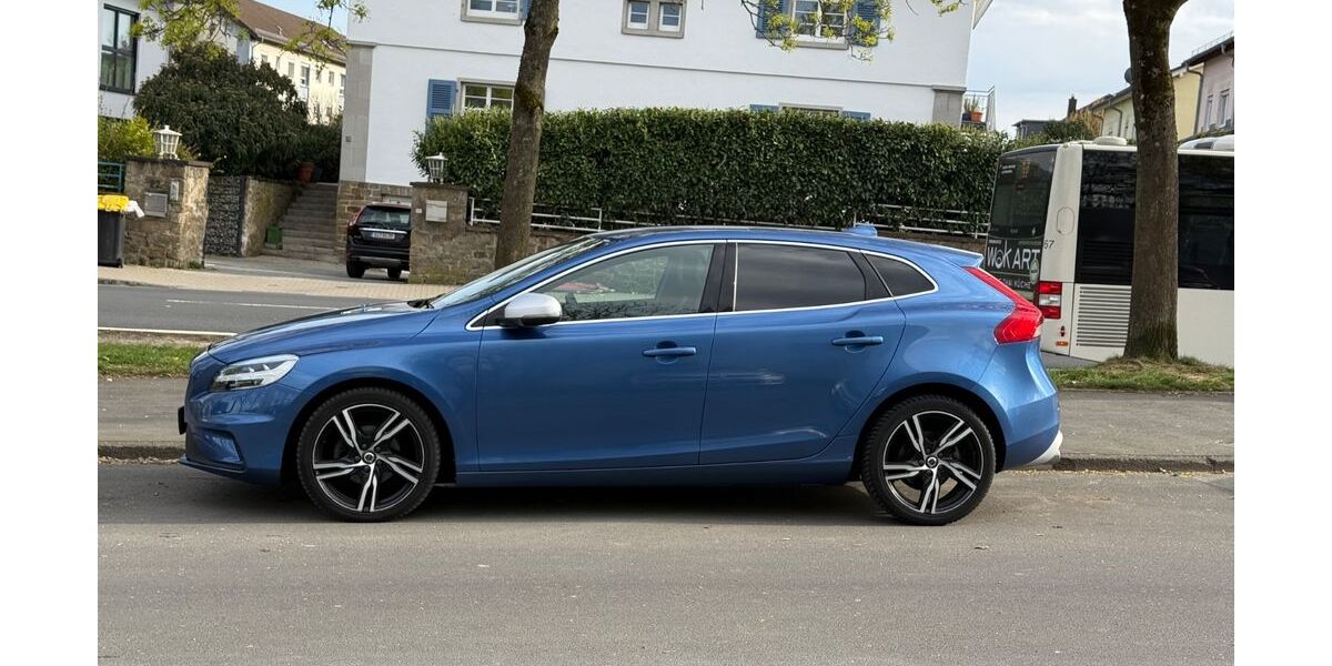 Volvo V40 139.000 km 12.200 &euro; Giessen 35394