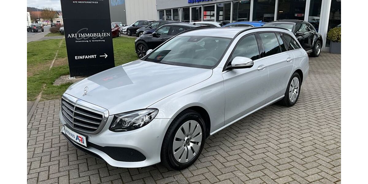 Mercedes-Benz E 220 245.500 km 12.900 &euro; Marburg 35039