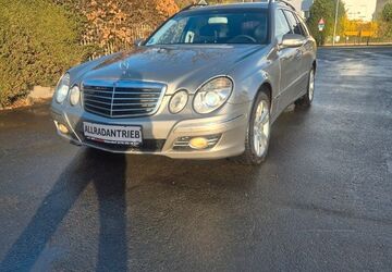 Mercedes-Benz E 280 230.000 km 5.900 &euro; Biedenkopf 35216