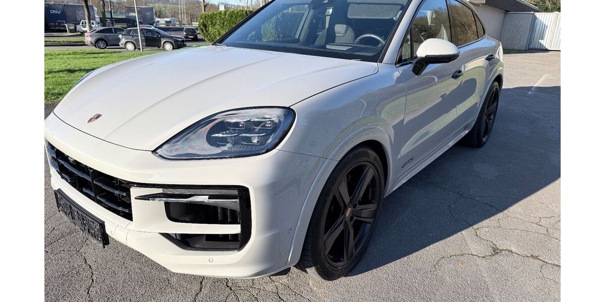 Porsche Cayenne 12.900 km 137.900 &euro; Gießen 35394