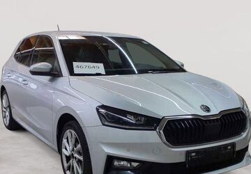 Skoda Fabia 51.339 km 16.990 &euro; Fernwald-Steinbach 35463