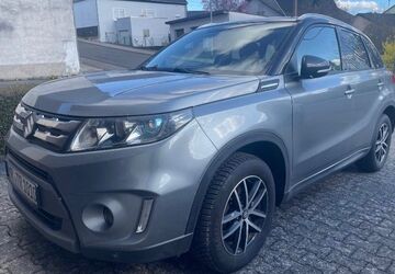 Suzuki Vitara 112.500 km 12.990 &euro; Amöneburg 35287