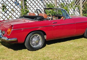 MG B 121.000 km 19.000 &euro; Kirchvers 35102