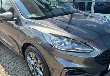Ford Kuga 41.692 km 24.990 &euro; Marburg 35039