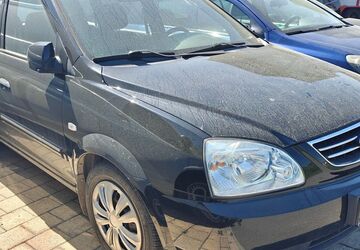 Kia Carens 144.000 km 2.300 &euro; Kirchvers 35102