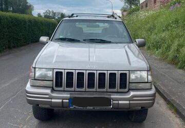 Jeep Grand Cherokee 221.048 km 4.450 &euro; Kirchhain 35274