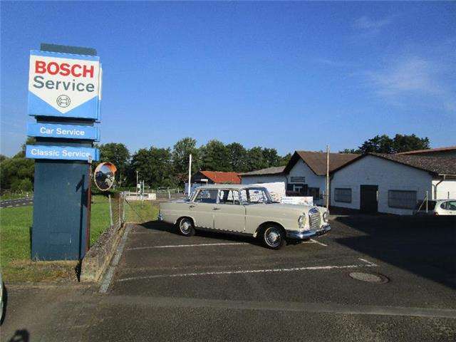 Mercedes-Benz 220 137.582 km 35.200 &euro; Rabenau-Londorf 35466