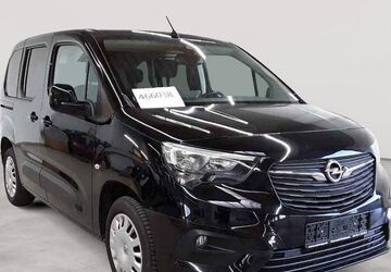Opel Combo Life 113.399 km 14.689 &euro; Fernwald-Steinbach 35463